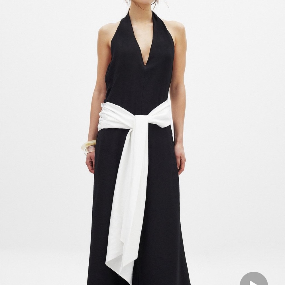 NAKD - Elegant Black Dress with White Sash